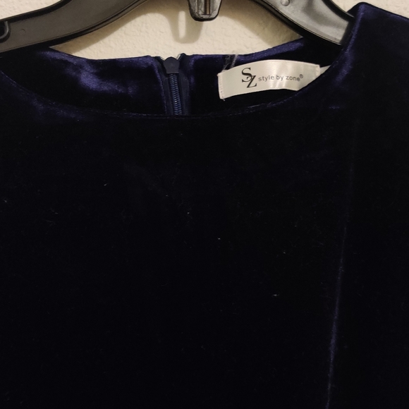 Dress - Picture 3 of 5